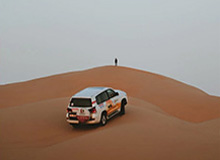 星空体育官网入口-【直播】重庆狼队选手教练抵达海口实拍，为你们的第十一冠加油！